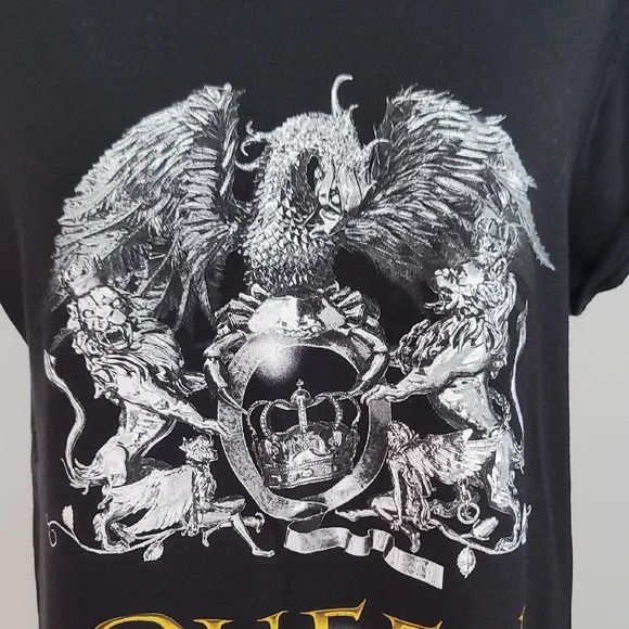 Queen And Adam Lambert Black Graphic Tee with Gold and White Design - Picture 3 of 8